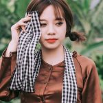 Sao em nỡ vội lấy chồng