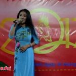 Nghệ sĩ Thanh Ngân hát live Ngọc đời con vẫn nâng niu